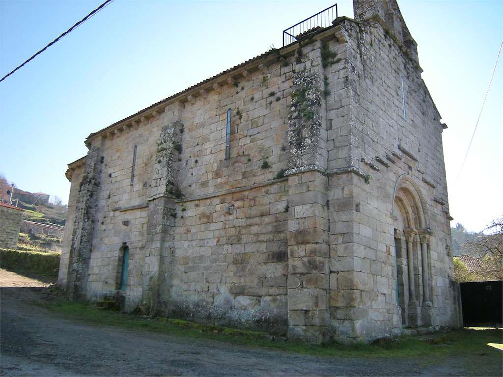 Iglesia de San Martiño da Cova en O Saviñao