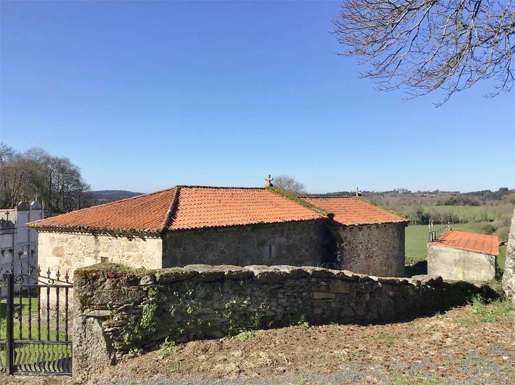 Iglesia de San Martiño de Armental en Vilasantar