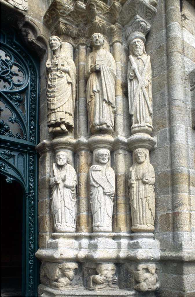 Iglesia de San Martiño en Noia