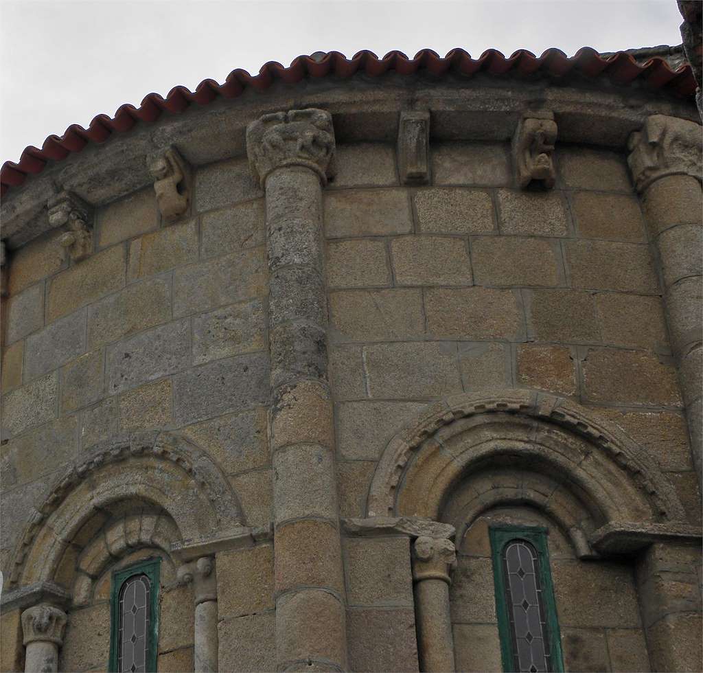 Iglesia de San Martín de Sobrán en Vilagarcía de Arousa