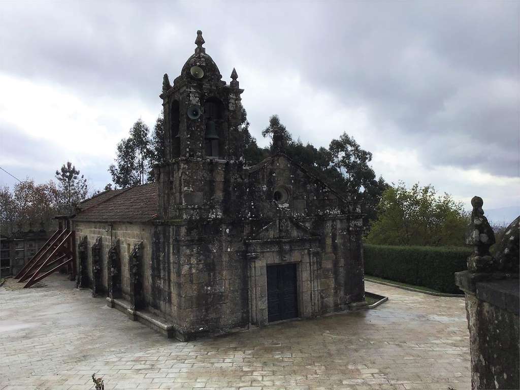 Iglesia de San Mateo de Toutón en Mondariz