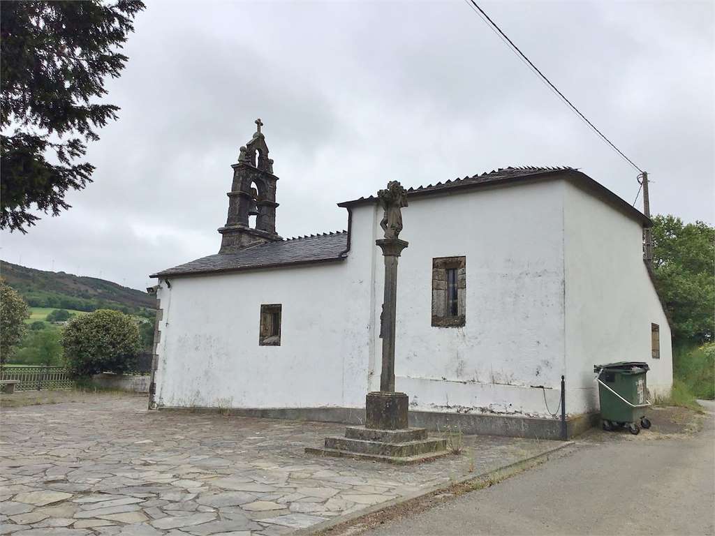 Iglesia de San Miguel de A Braña en Baleira