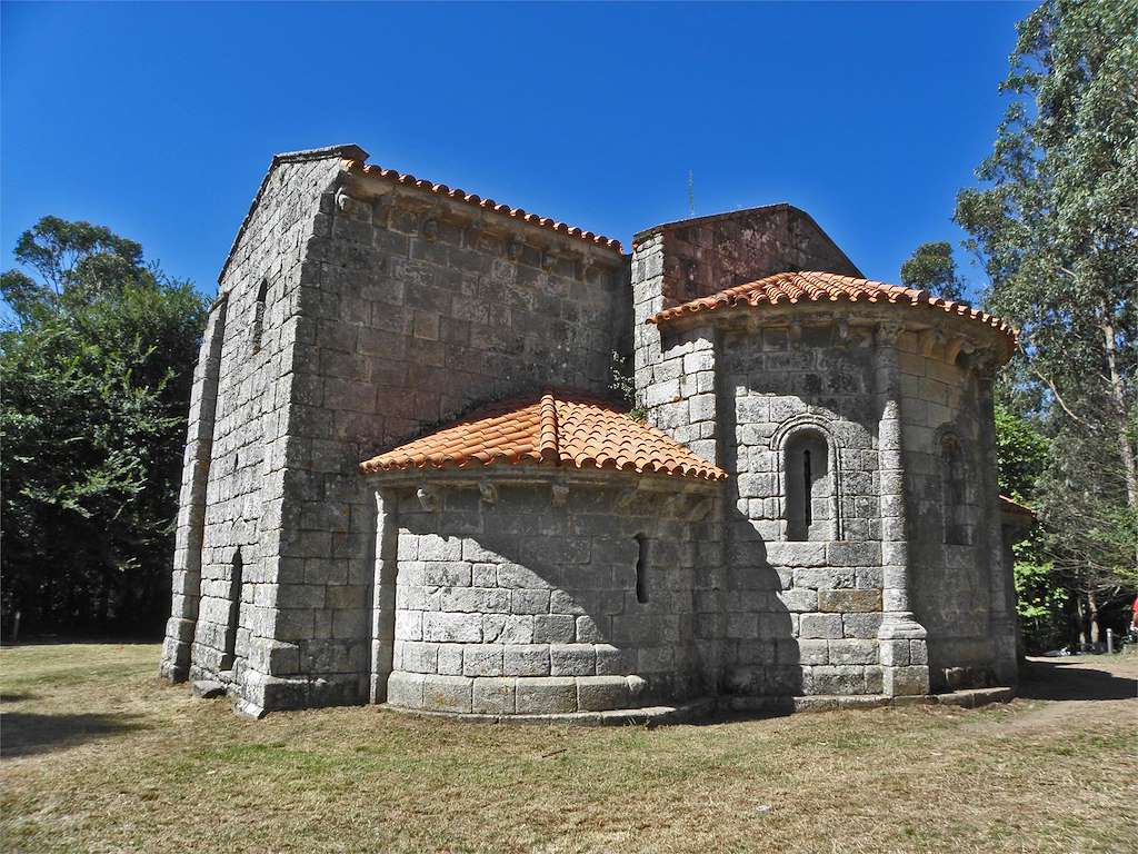 Iglesia de San Miguel de Breamo en Pontedeume