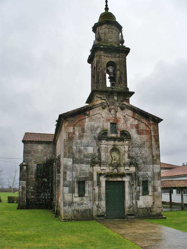 Iglesia de San Miguel de Cabanas en A Baña