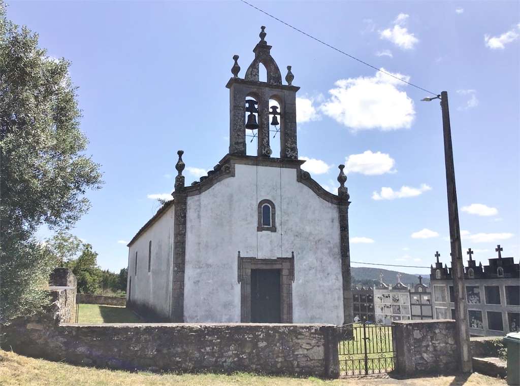 Iglesia de San Pedro de Belmil en Santiso