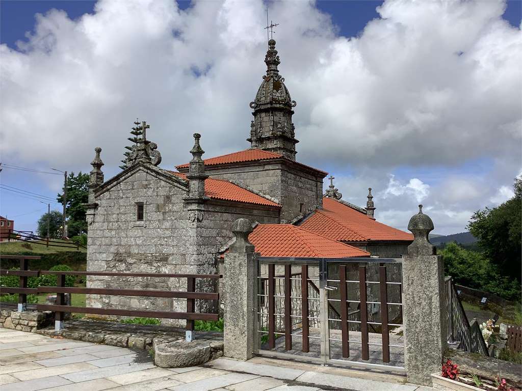 Iglesia de San Pedro De Buxantes en Dumbría