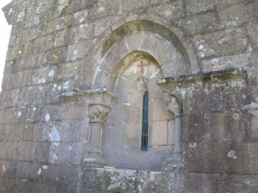 Iglesia de San Pedro de Crecente