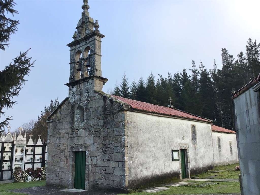 Iglesia de San Pedro de Feás en Aranga