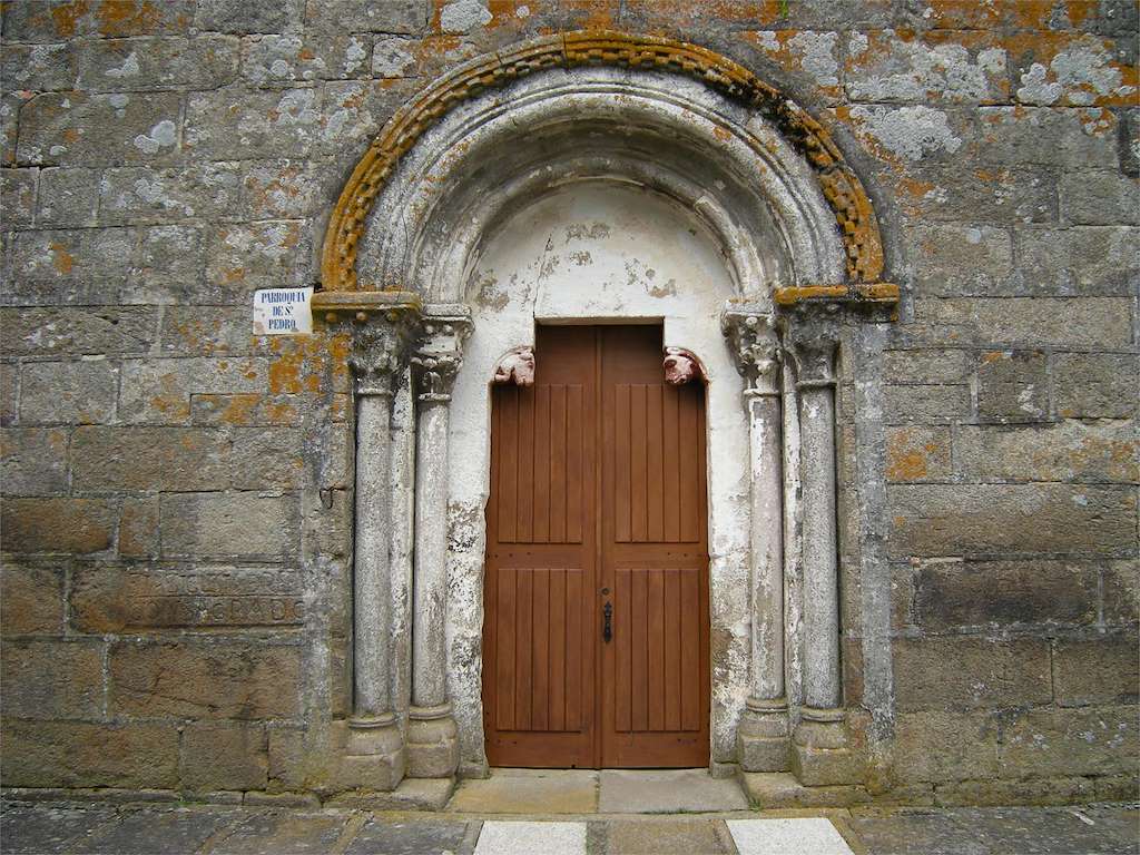 Iglesia de San Pedro de Figueiredo en Paderne de Allariz