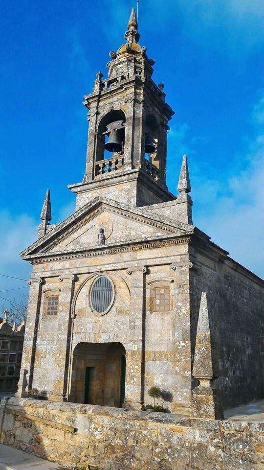 Iglesia de San Pedro de Muro en O Porto do Son