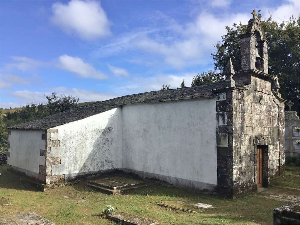 Iglesia de San Remixio de As Maceiras en Dozón