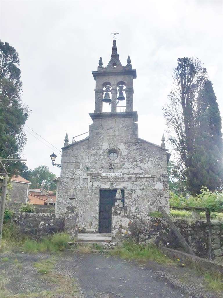 Iglesia de San Salvador de Bastavales en Brión