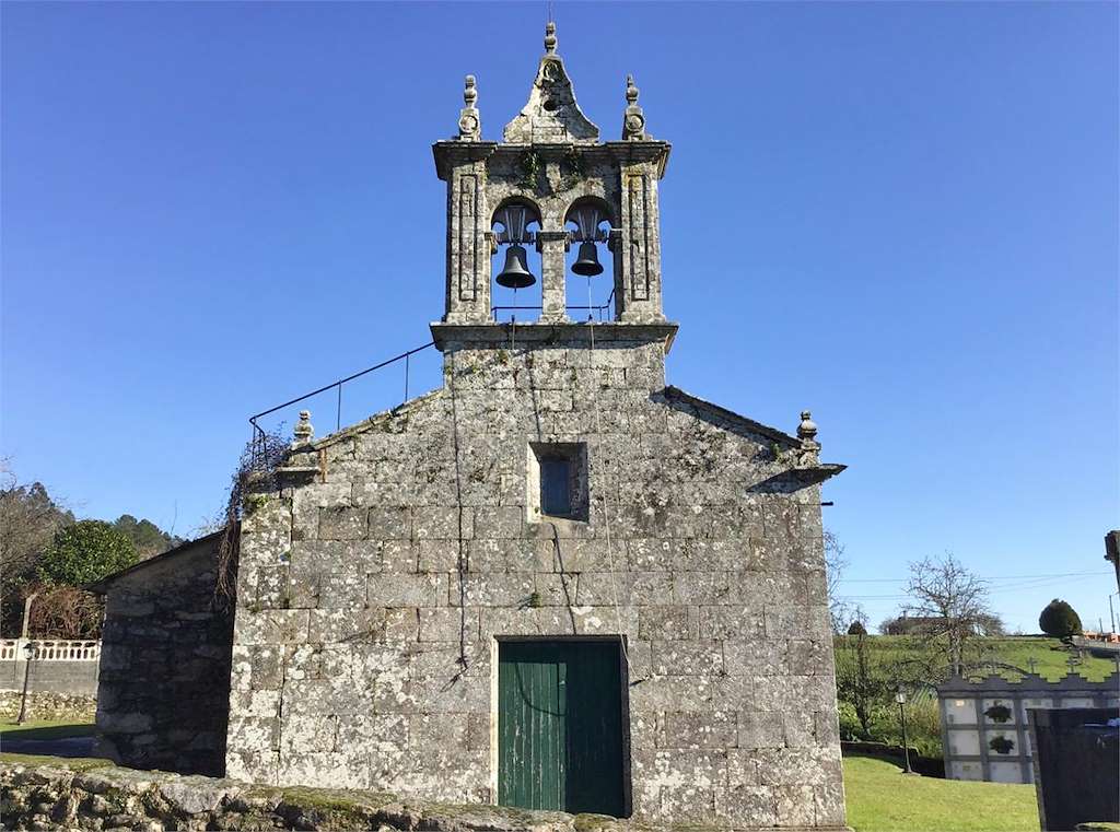 Iglesia de San Salvador de Coruxou en Irixoa