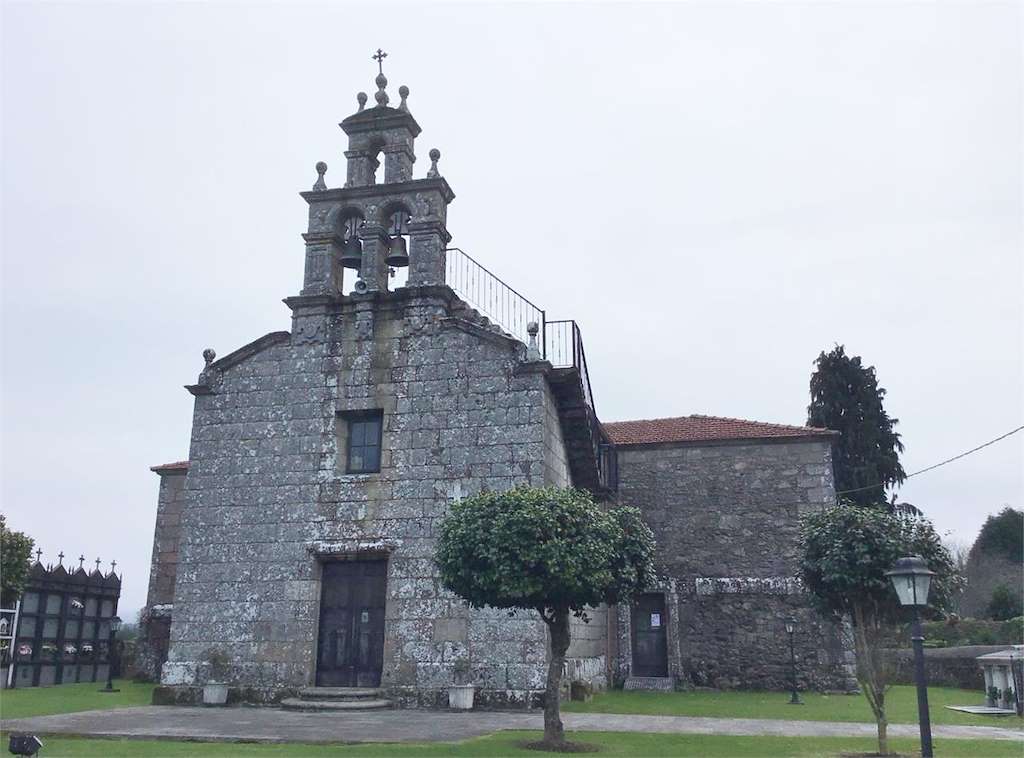 Iglesia de San Tirso de Ambroa en Irixoa
