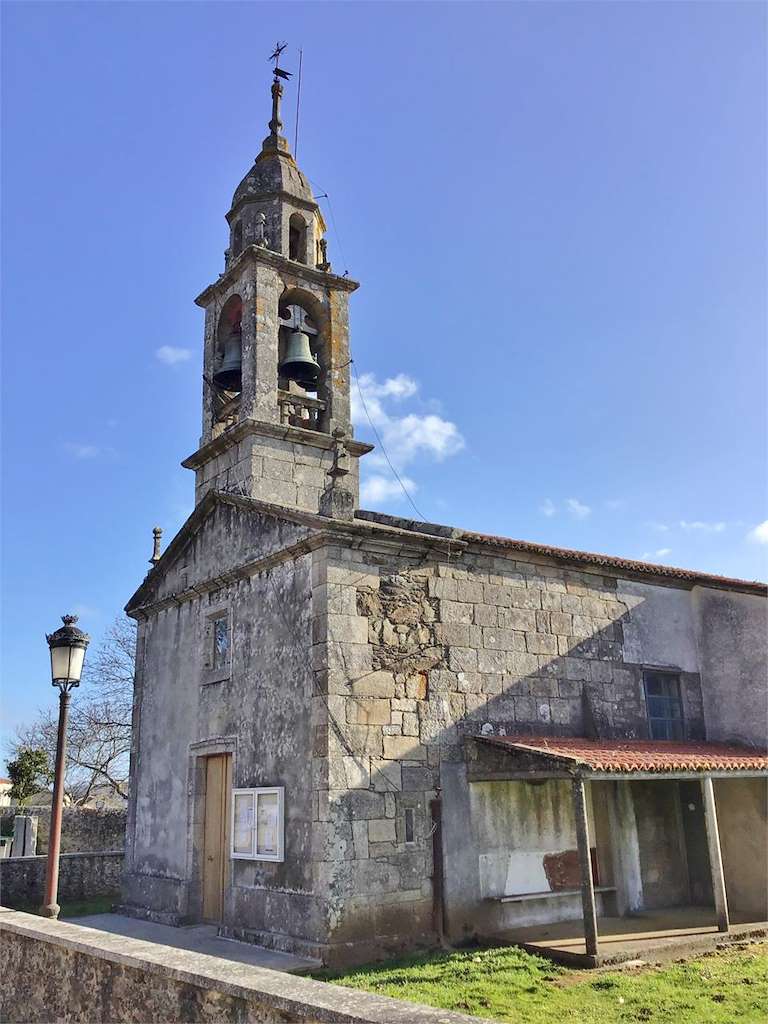 Iglesia de San Tomé de Xaviña en Coristanco