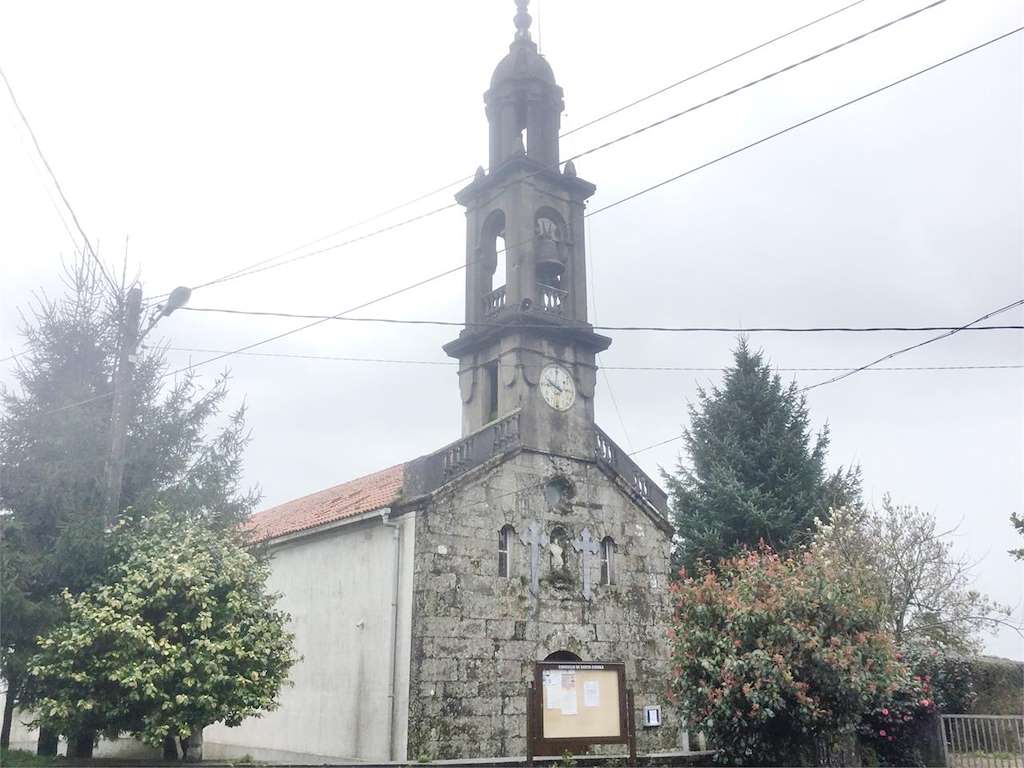 Iglesia de San Vicente de Arantón en Santa Comba