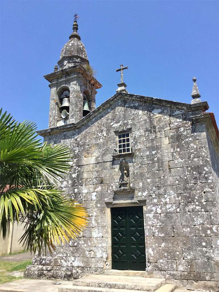 Iglesia de San Vicente de Cerponzóns en Pontevedra