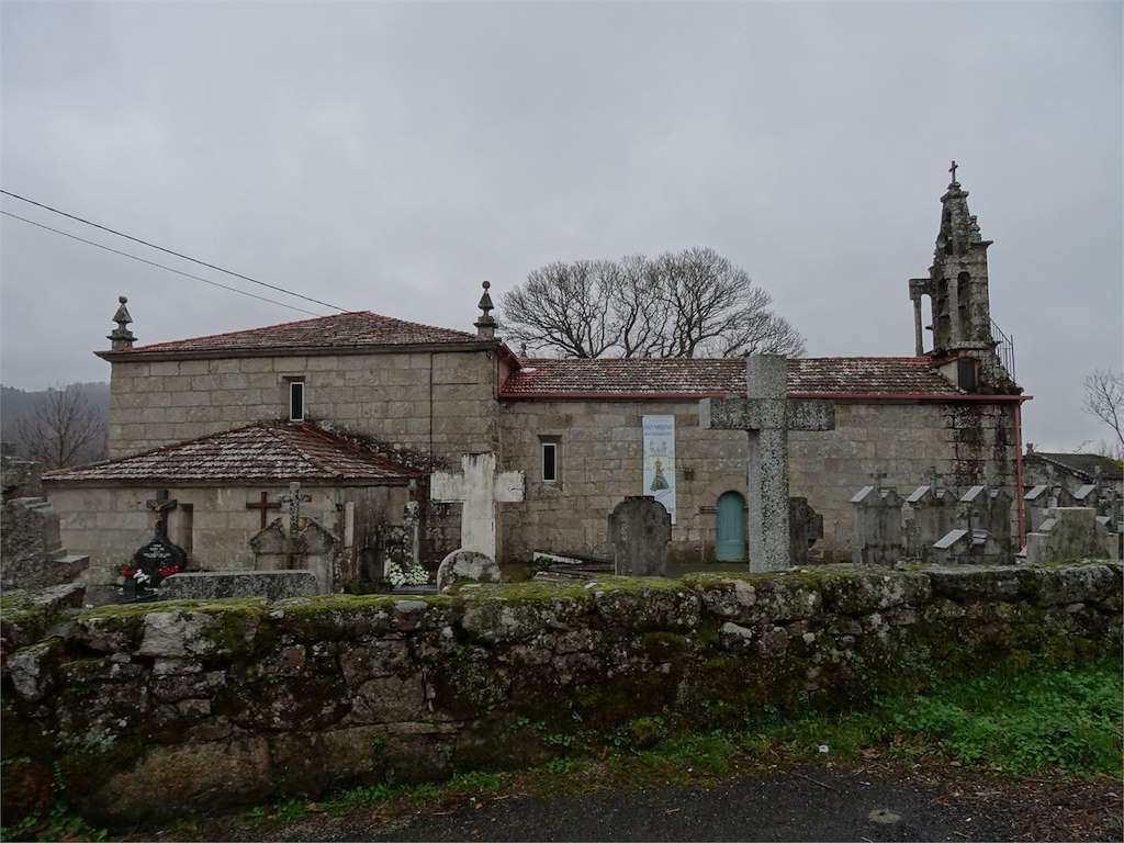 Iglesia de San Vicente de Lobeira