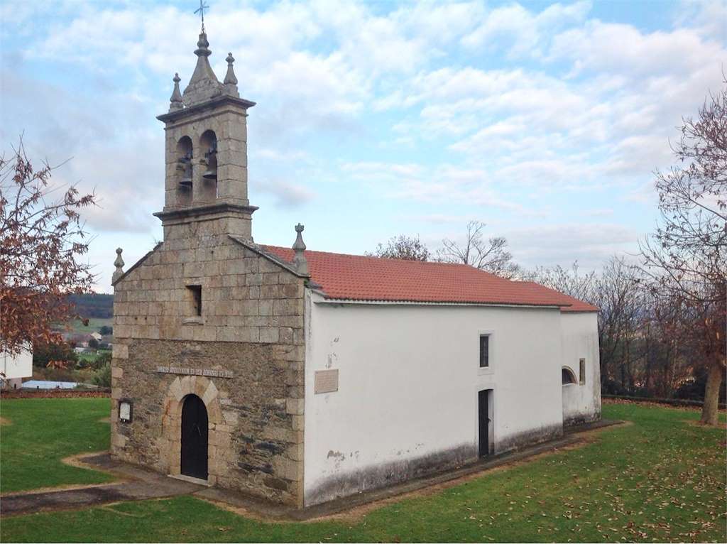 Iglesia de San Vicente de Vigo en Carral