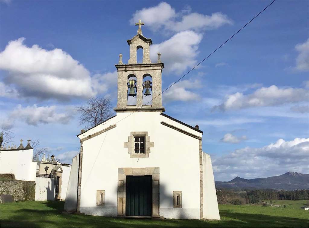 Iglesia de San Xiao de Recaré en O Valadouro