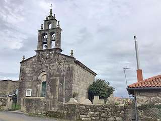 Iglesia de San Xoán de Bouzoa