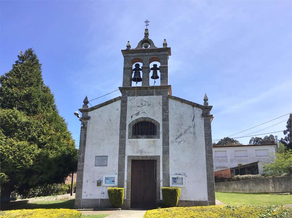 Iglesia de San Xoán de Lubre en Bergondo