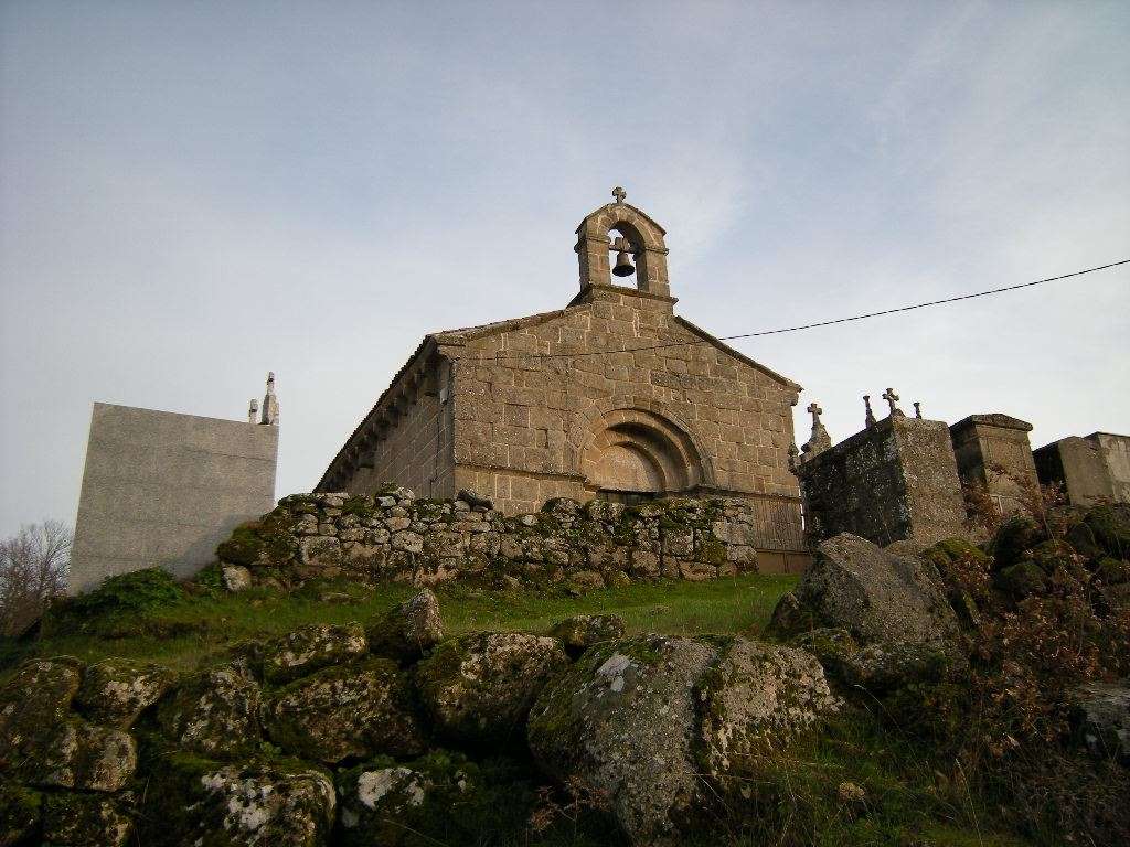 Iglesia de San Xoán de Seoane de Oleiros en Xinzo de Limia