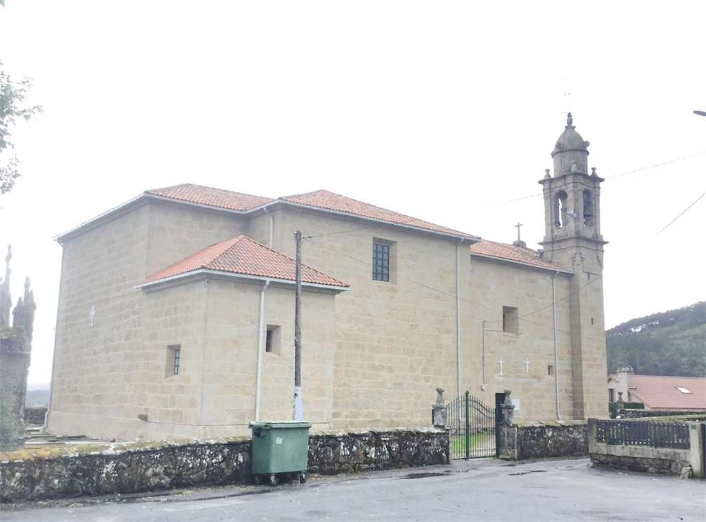 Iglesia de San Xulián de Laíño en Dodro