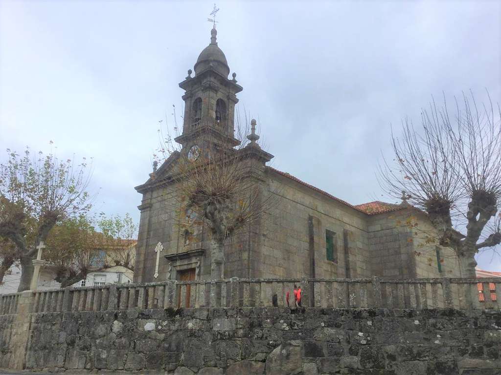 Iglesia de San Xulián en Illa de Arousa