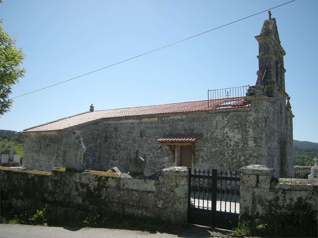 Iglesia de Santa Baia de León en Vilamarín