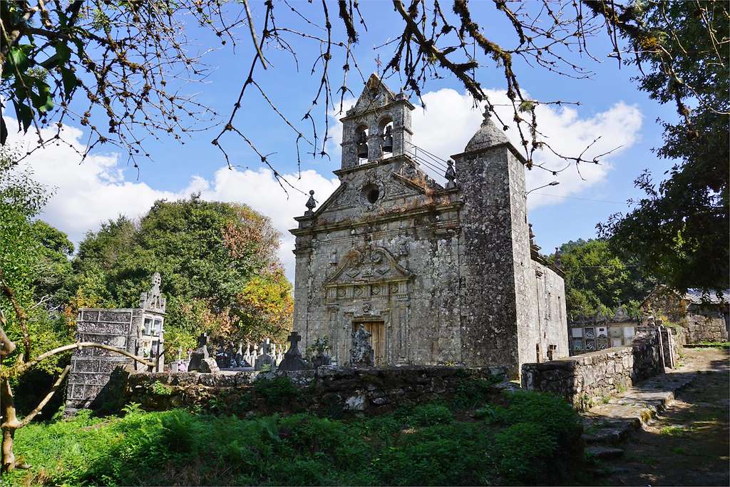 Iglesia de Santa Baia de Reádigos en O Irixo