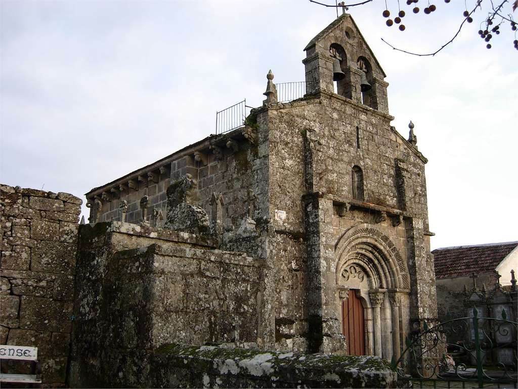 Iglesia de Santa Comba de Treboedo en Maside