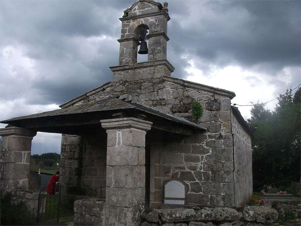Iglesia de Santa Cruz de Vilasante en O Páramo