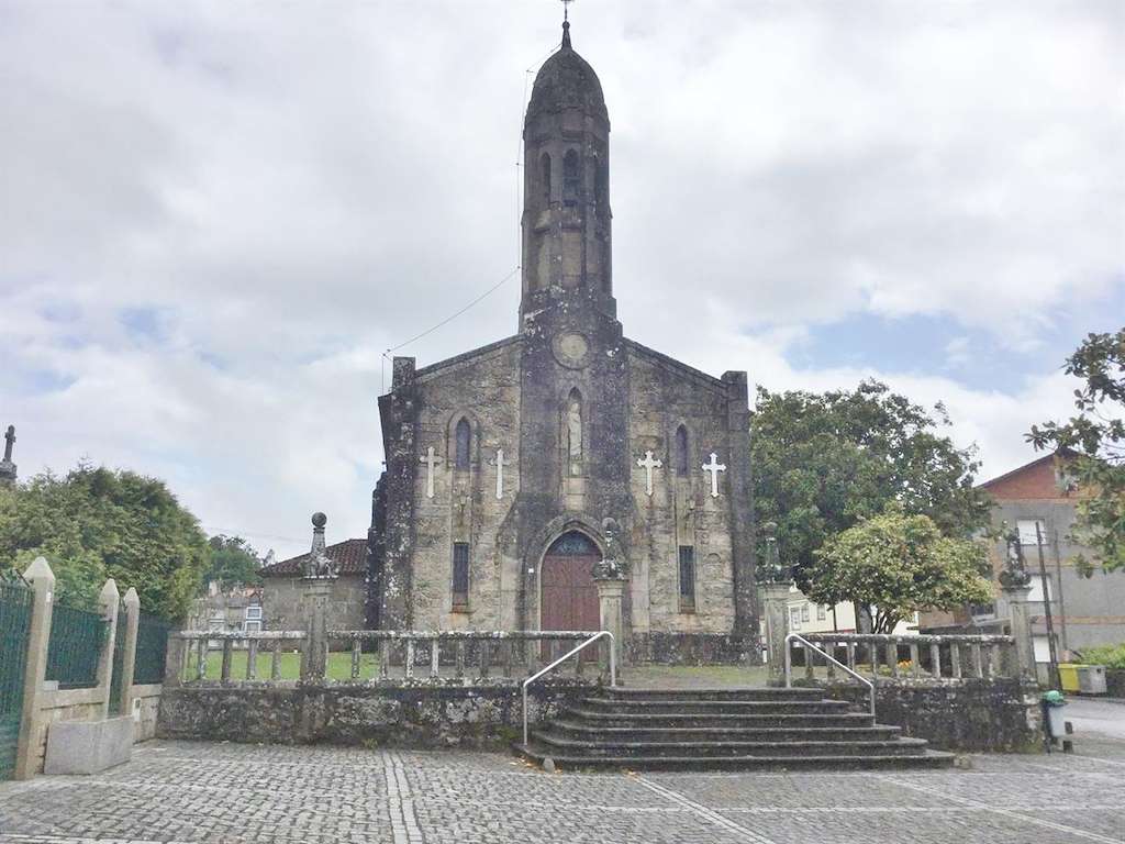 Iglesia de Santa Eulalia de Oeste en Catoira