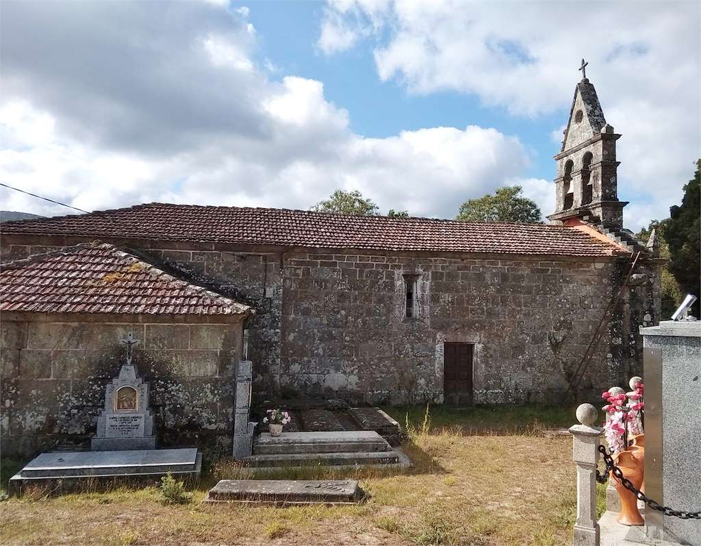 Iglesia de Santa Juan de Garabelos en Bande