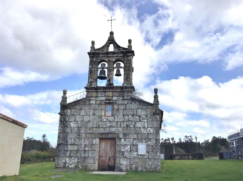 Iglesia de Santa Mariña de Anxeriz en Tordoia