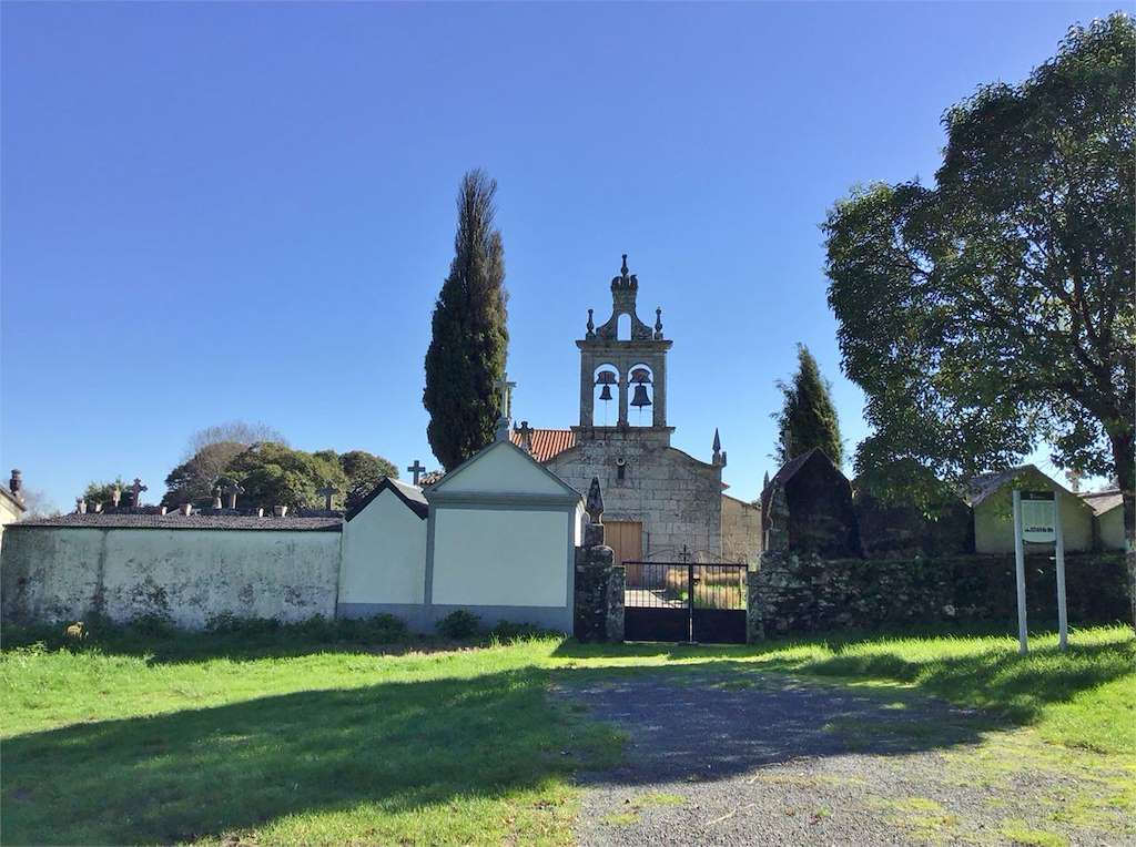 Iglesia de Santa Mariña do Castro de Amarante en Antas de Ulla