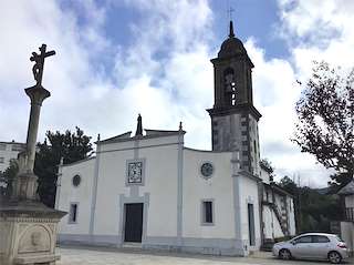 Iglesia de Santa María das Pontes