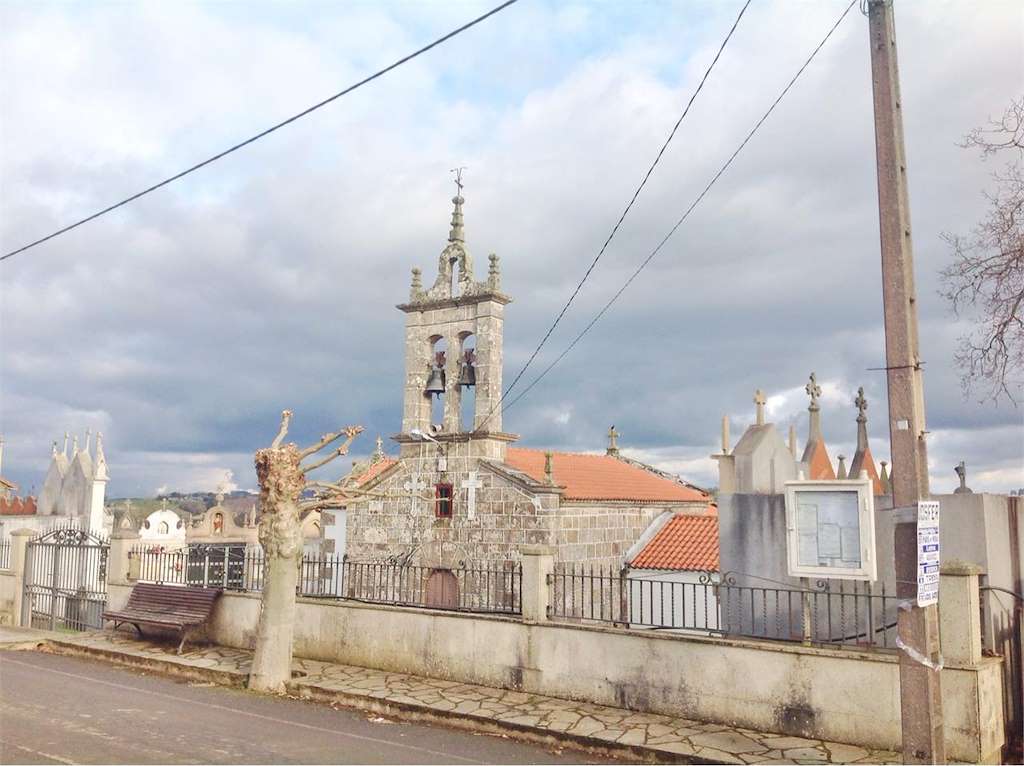 Iglesia de Santa María de Barbeiros en Ordes