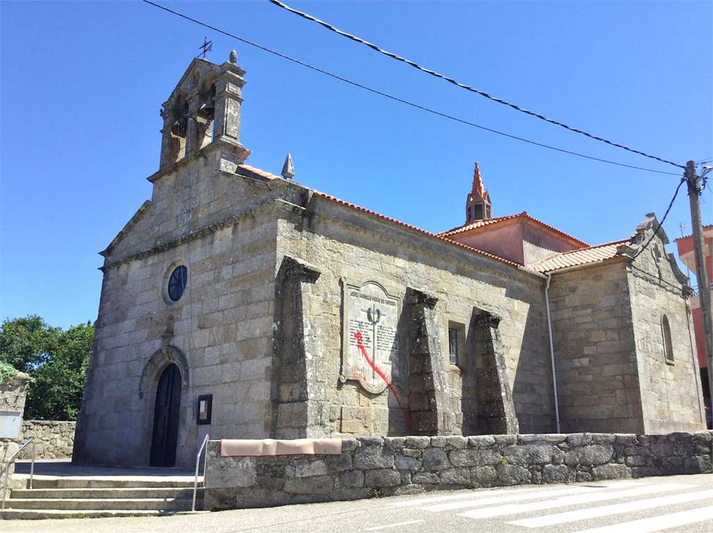 Iglesia de Santa María de Beluso en Bueu