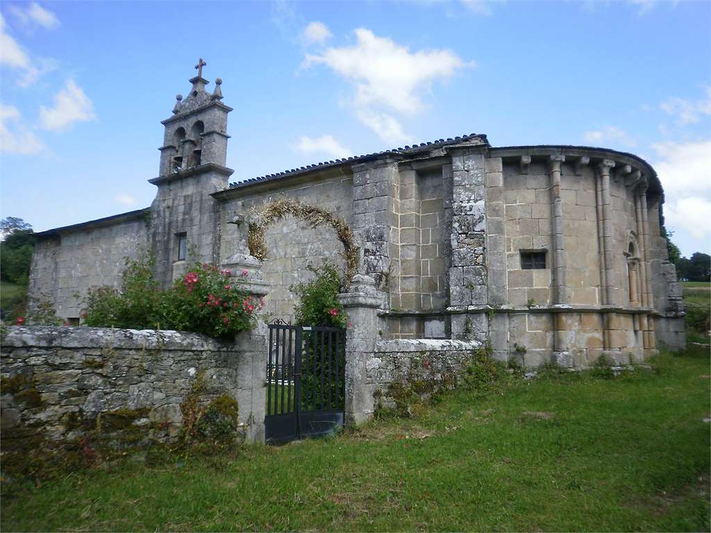 Iglesia de Santa María de Castro Rei de Lemos en Paradela