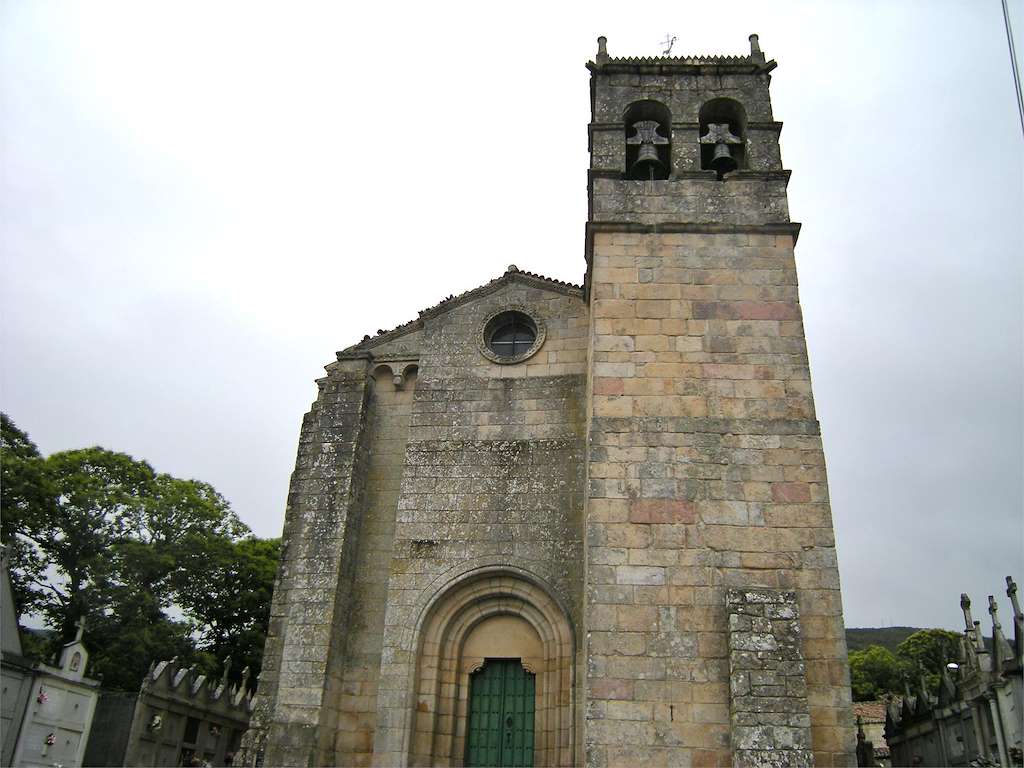 Iglesia de Santa María de Codosedo en Sarreaus