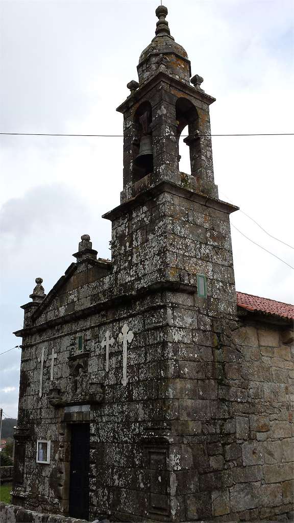 Iglesia de Santa María de Leroño en Rois