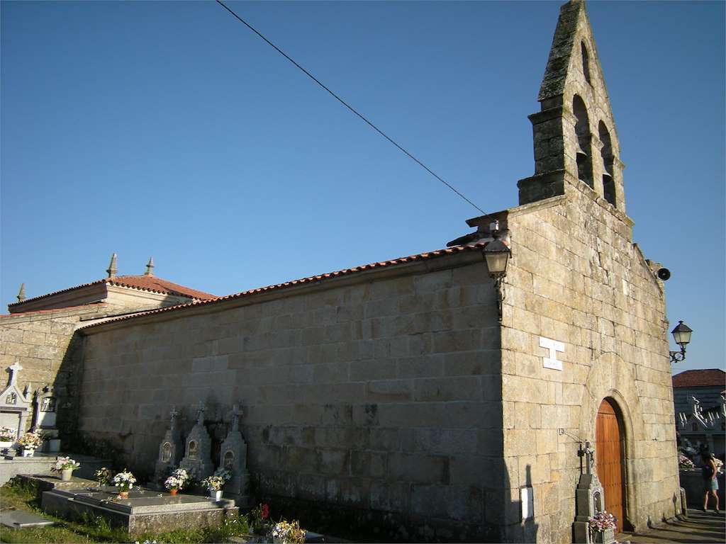 Iglesia de Santa María de Lodoselo en Sarreaus