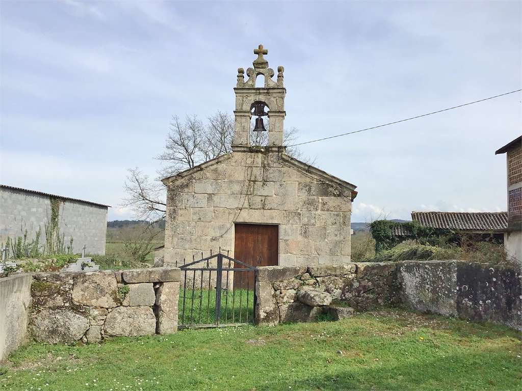 Iglesia de Santa María de Magdalena de Neira en O Páramo