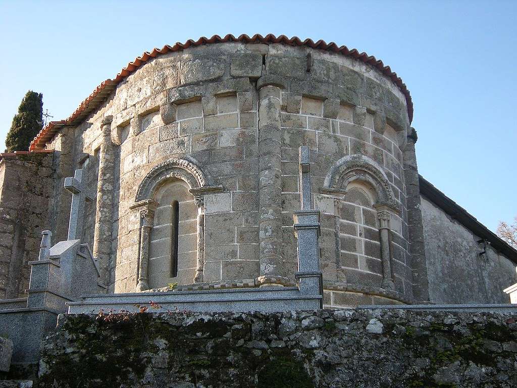 Iglesia de Santa María de Marrube en O Saviñao