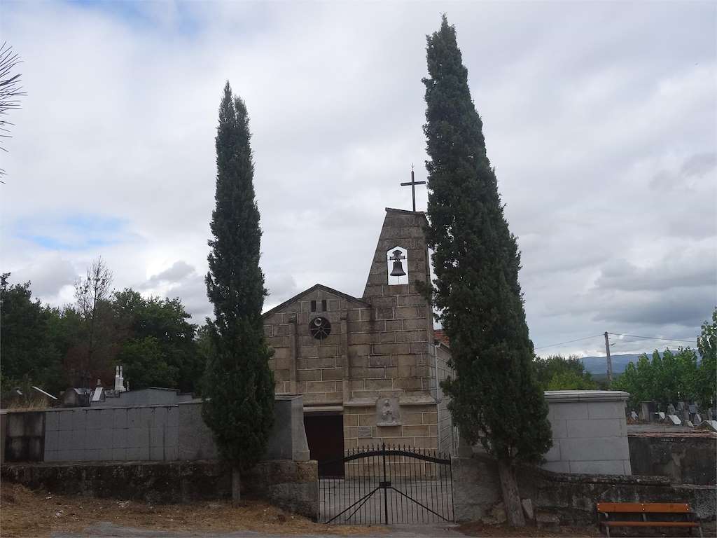 Iglesia de Santa María De Mesón de Calvos en Taboadela