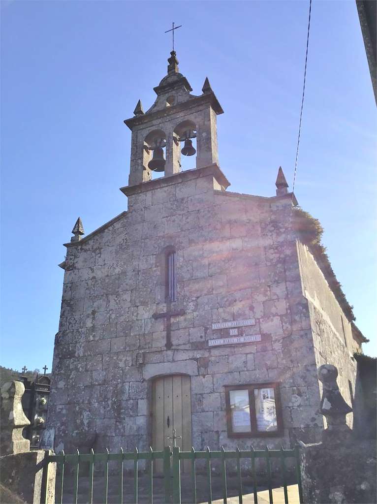 Iglesia de Santa María de Rodeiro en Oza Cesuras