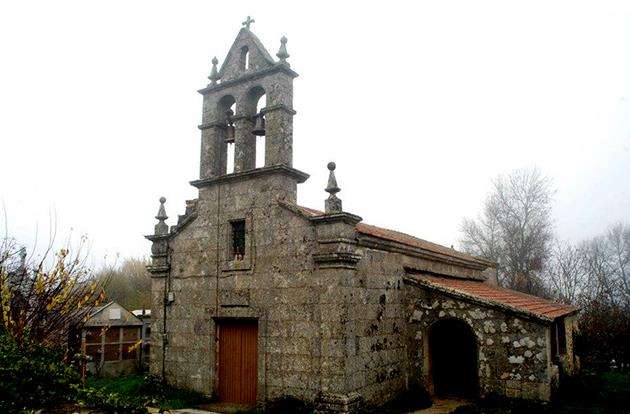 Iglesia de Santa María de Soutochao en Vilardevós
