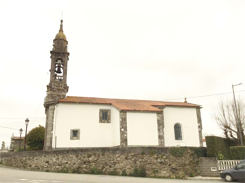 Iglesia de Santa María de Traba en Coristanco